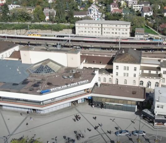 Hlavná stanica v Bratislave sa dočká rekonštrukcie. Minister Ráž prezradil detaily hlavná stanica