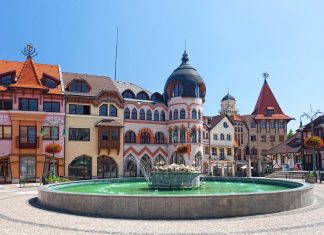 Nádvorie Európy v Komárne patrí k najväčším svetovým architektonickým unikátom