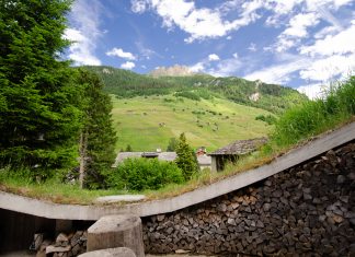 Villa Vals: príbeh jednej vily o tom, ako krajina limituje architektúru