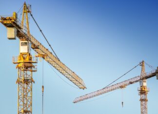 Slovenský realitný trh ožíva. Investori sa vracajú do komerčných nehnuteľností stavba