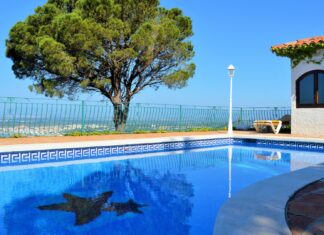 Čistý bazén bez námahy. Stačí začať v správnom čase