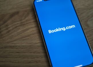 Booking.com sa dostal pod drobnohľad Európskej komisie. Problémom môžu byť podvodné inzeráty aj phishing